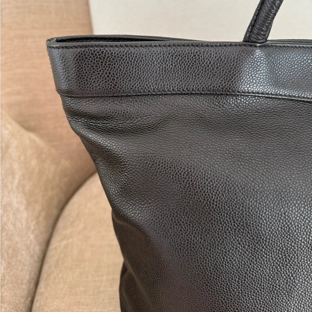 Authentic Chanel Caviar leather CC Timeless Tote Bag black leather medium